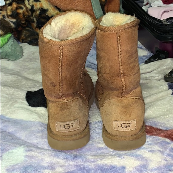 Uggs - Picture 2 of 3